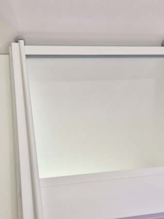 Klart speil med hvit smal profil 210-249cm (pris pr dør)