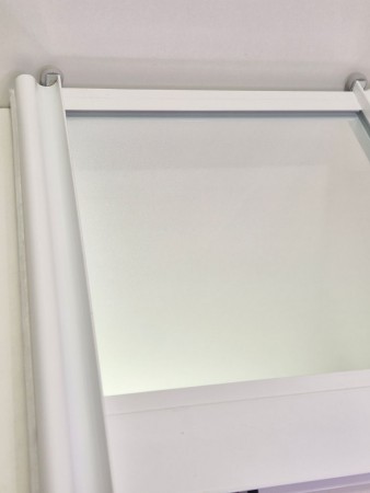 Klart speil med hvit tykk profil 220-270cm 3 dører (pris pr dør)